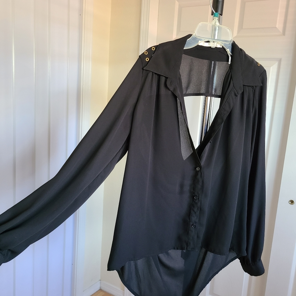 Button Up Shirt - Picture 5 of 5